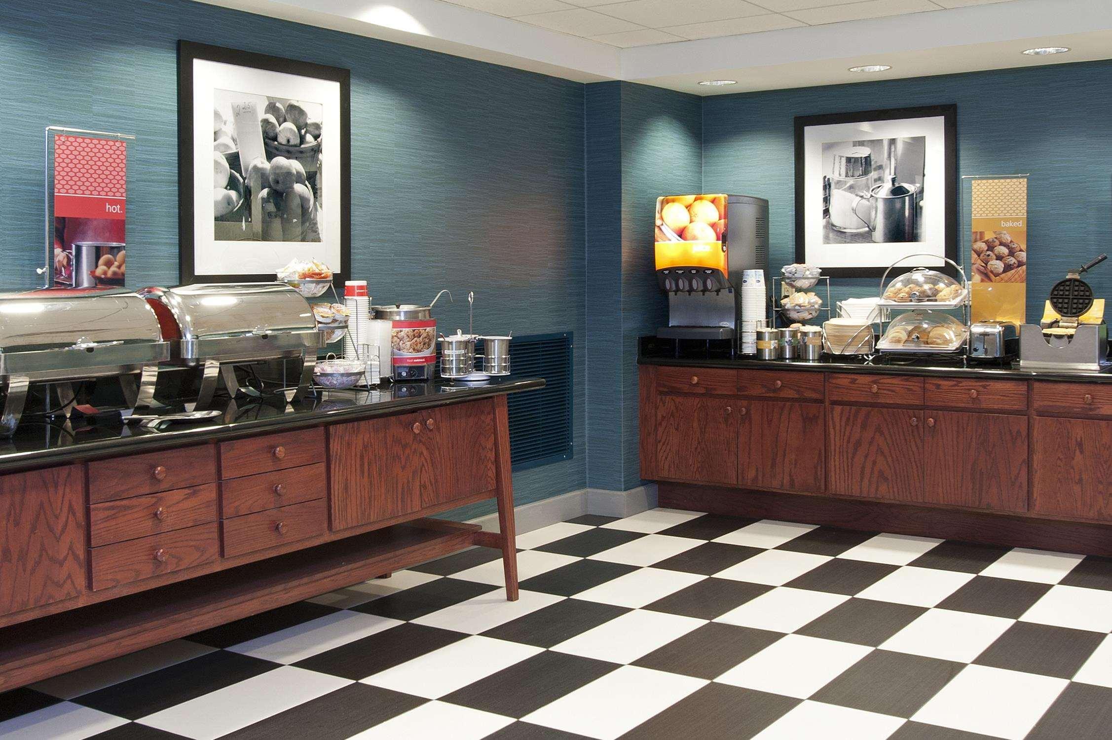 Hampton Inn & Suites Bloomington-Normal Esterno foto