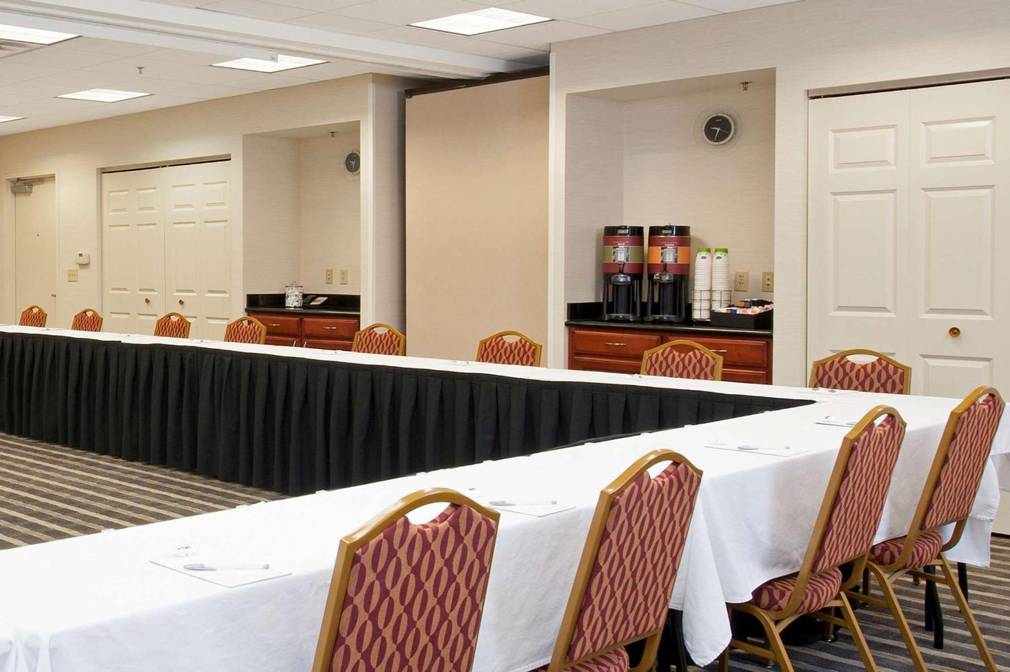 Hampton Inn & Suites Bloomington-Normal Esterno foto