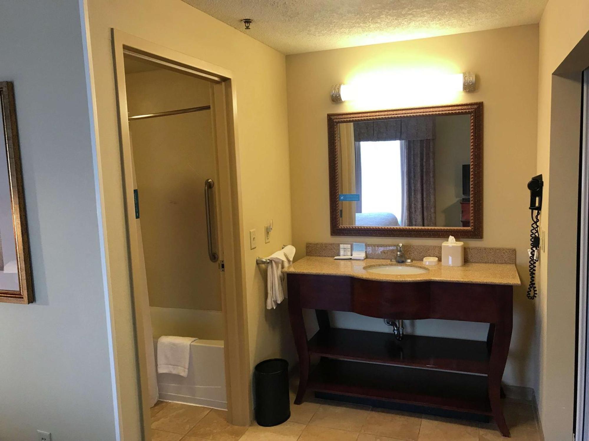 Hampton Inn & Suites Bloomington-Normal Esterno foto